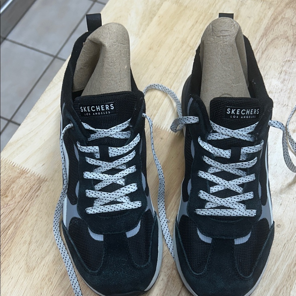 Skechers Men's Black and White Athletic Sneakers